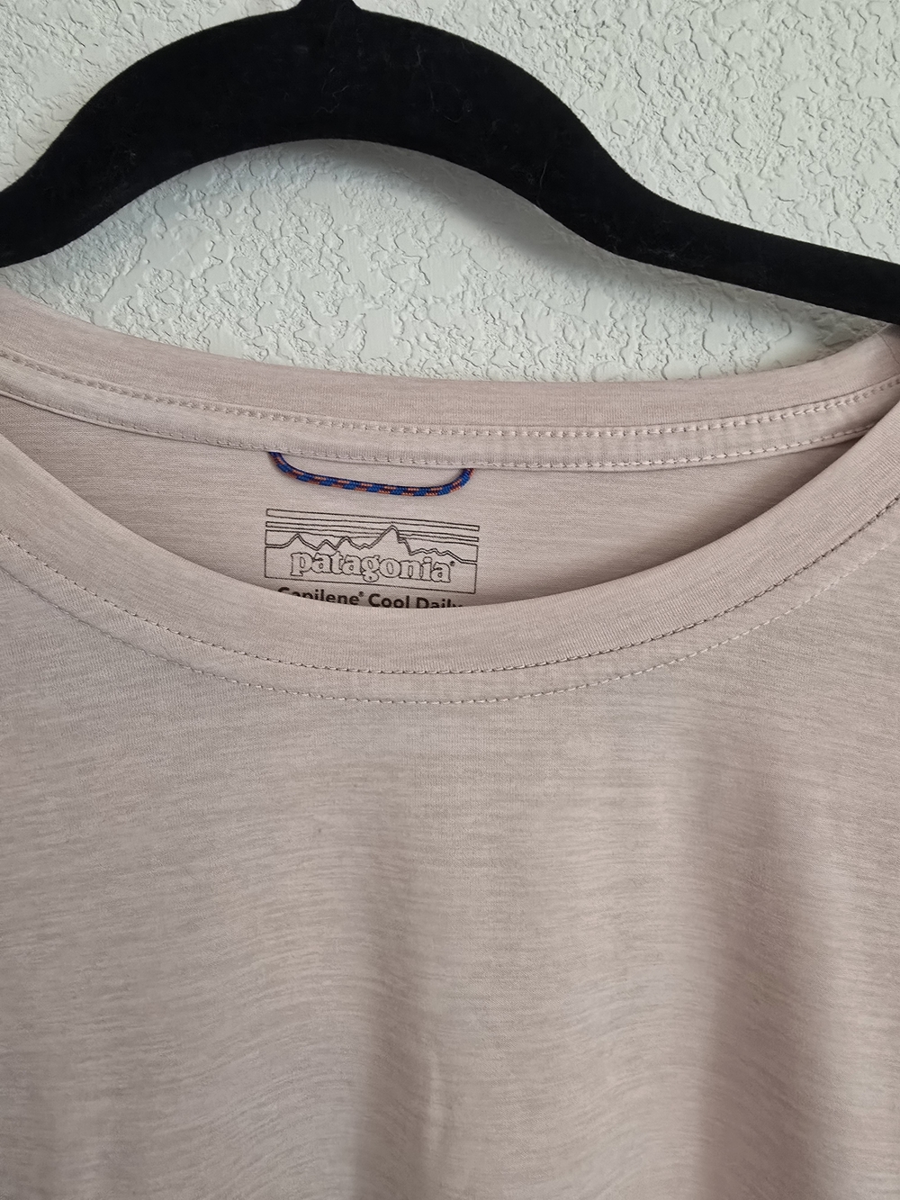 Patagonia Capilene Cool Daily Lightweight Crew T-Shirt — Dusty Pink- Womens XXL